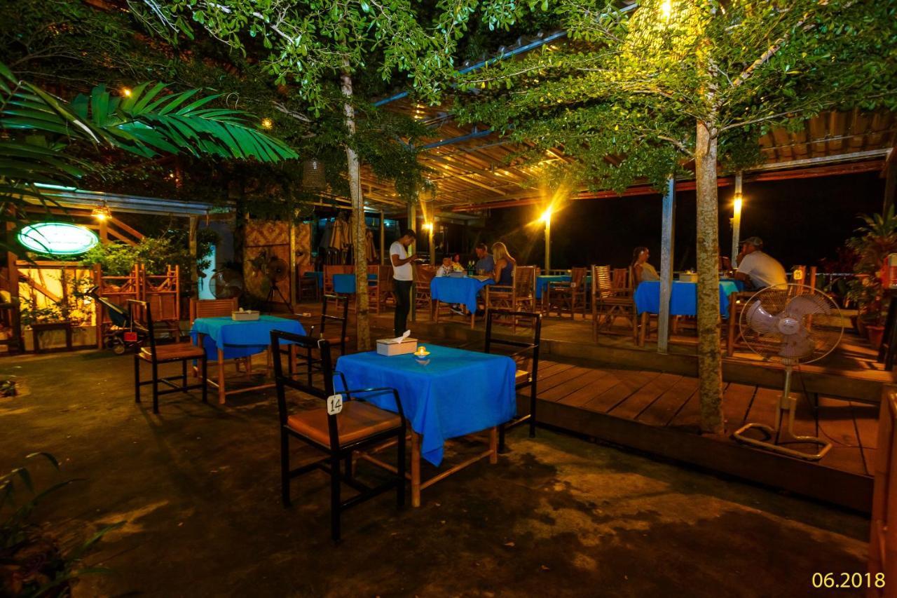 The Aristo Beach By Holy Cow 212 Phuket Dış mekan fotoğraf